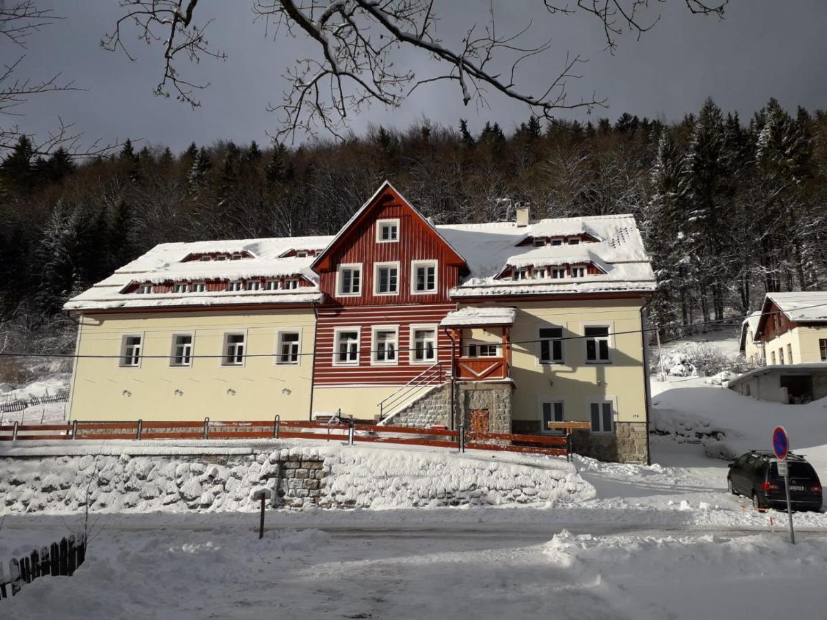 Apartmany Pod Marianskymi Schody Албректіце в Їзерських горах Екстер'єр фото
